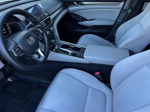 Used 2018 Honda Accord LX image 11