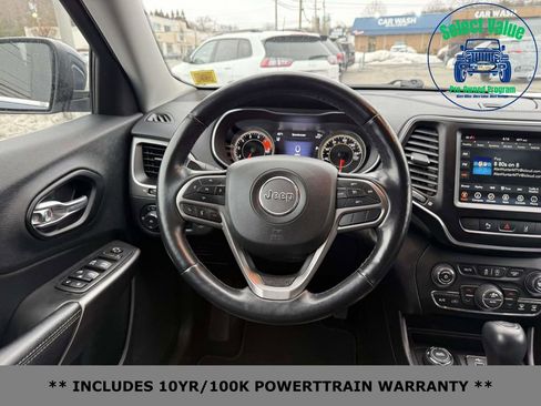 Used 2021 Jeep Cherokee Latitude Lux w/ Comfort/Convenience Group image 12