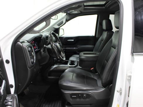 Used 2021 Chevrolet Silverado 1500 LTZ w/ LTZ Premium Package AWD/4WD image 3