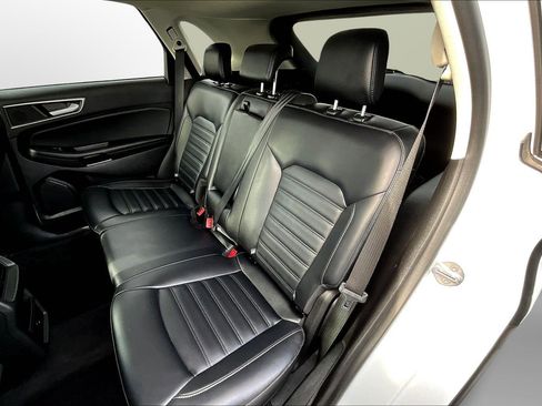 Used 2023 Ford Edge SEL image 18