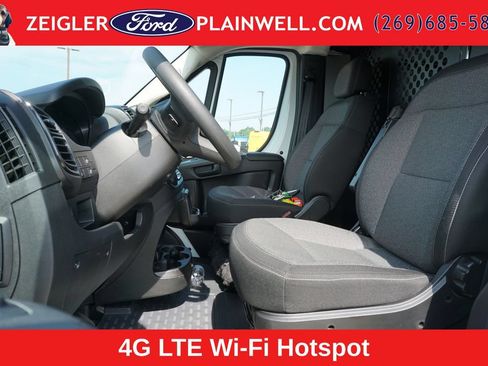 Used 2025 RAM ProMaster 2500 w/ U-Haul Equipment Group FWD image 12