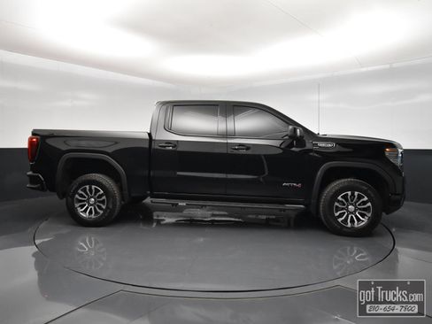 Used 2023 GMC Sierra 1500 AT4 w/ Technology Package AWD/4WD image 53