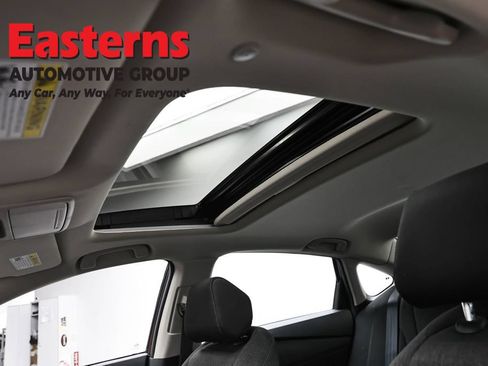Used 2025 Honda Accord SE image 32
