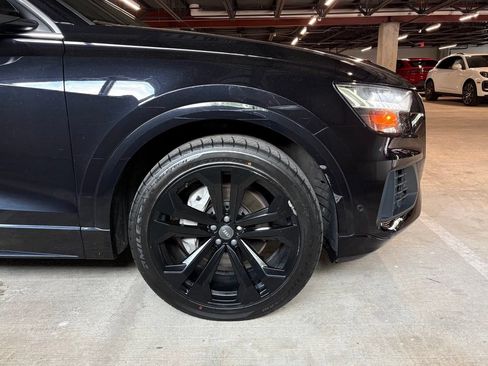 Used 2019 Audi Q8 Prestige w/ Towing Package AWD/4WD image 11