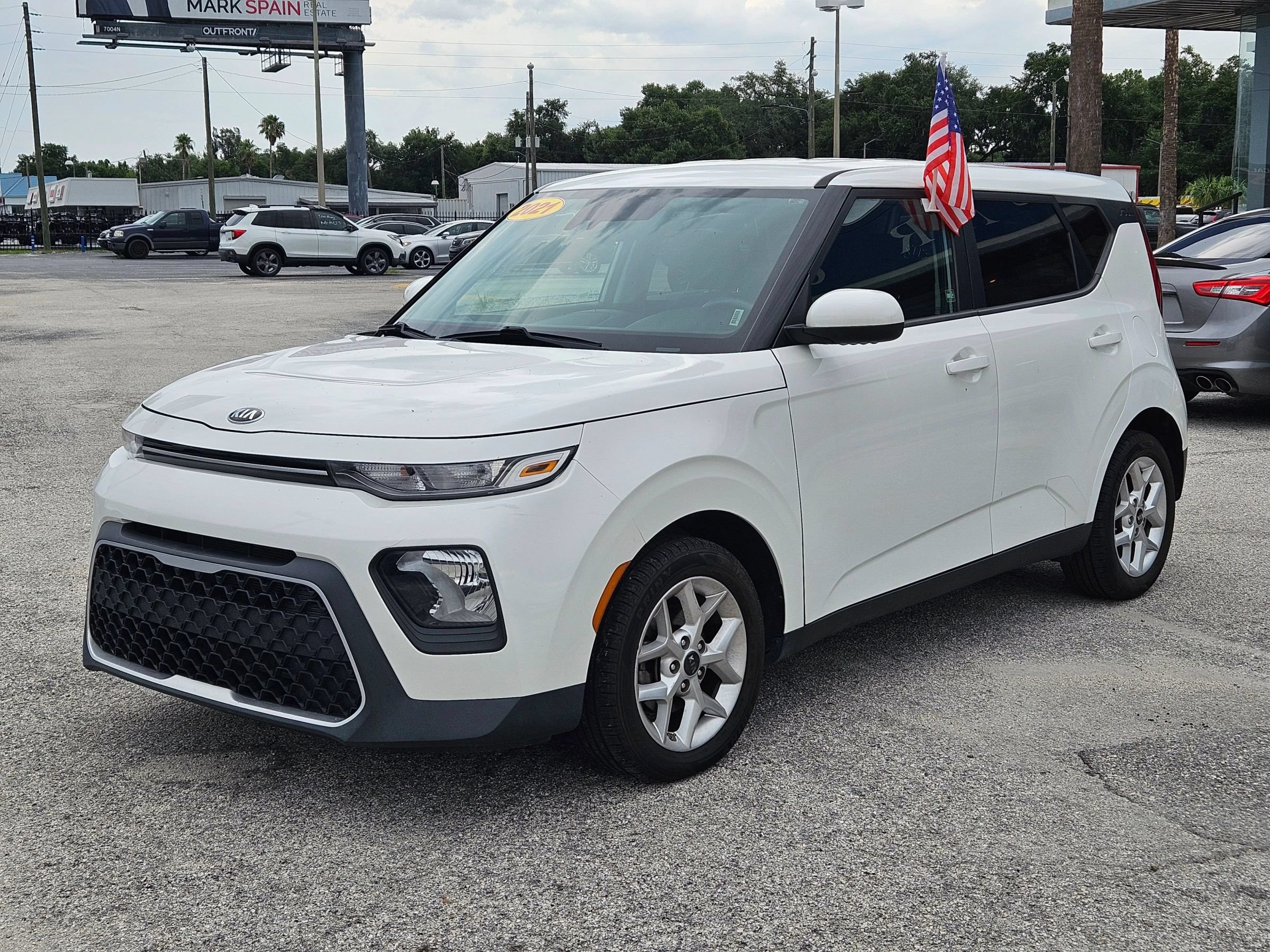 Used 2021 Kia Soul S FWD image 4