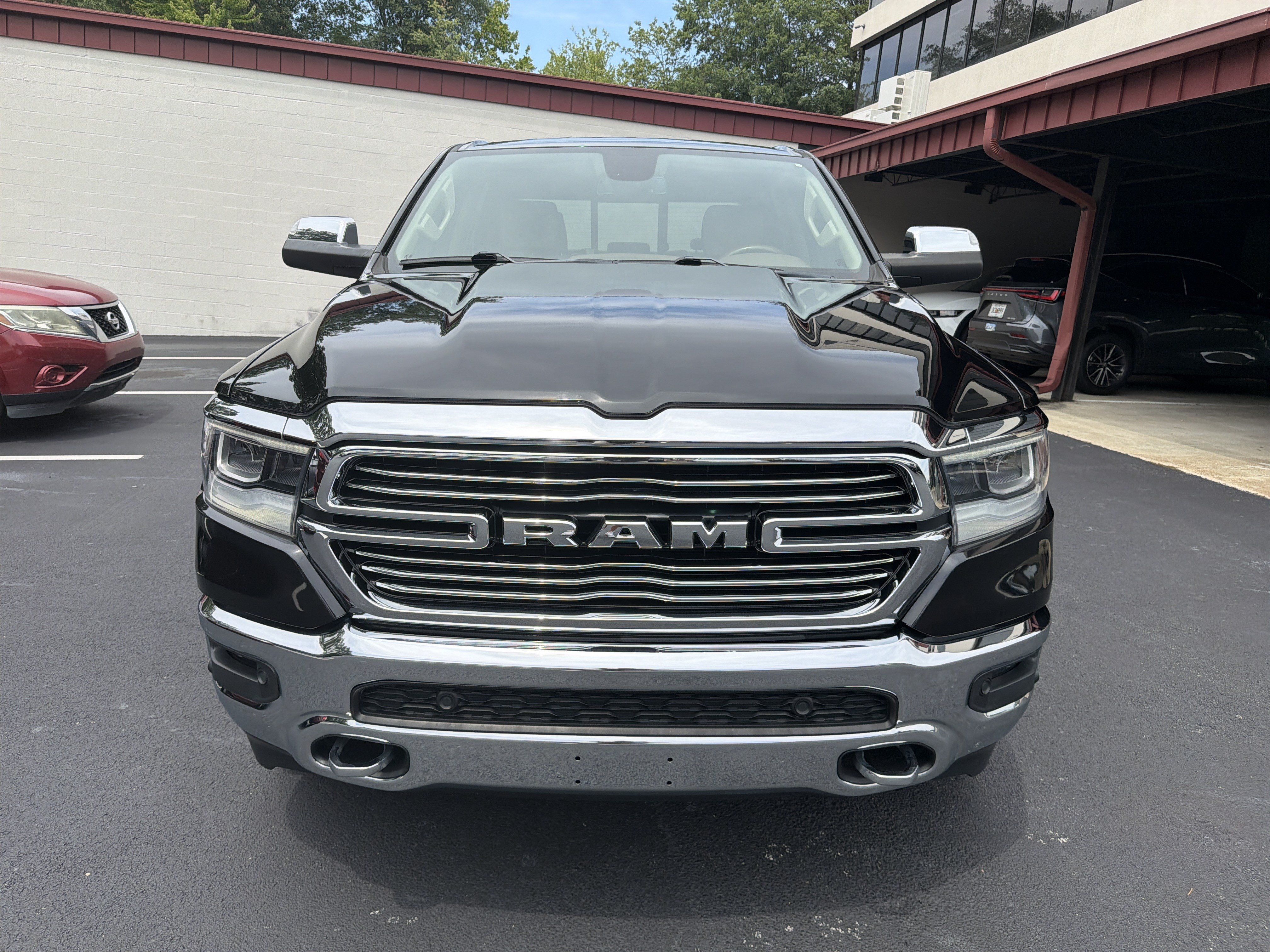 Used 2020 RAM 1500 Laramie AWD/4WD image 2