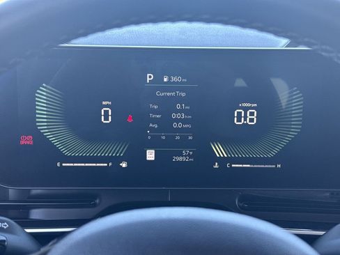 Used 2025 Kia Carnival image 10