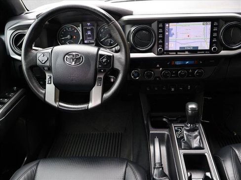 Used 2023 Toyota Tacoma TRD Off-Road w/ TRD Premium Off Road Package AWD/4WD image 24