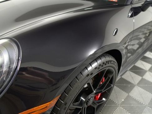 Used 2022 Porsche 911 GT3 RWD image 12