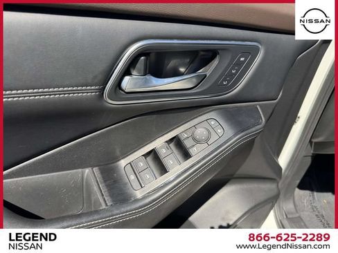 Certified 2023 Nissan Rogue Platinum w/ Platinum Premium Package AWD/4WD image 14