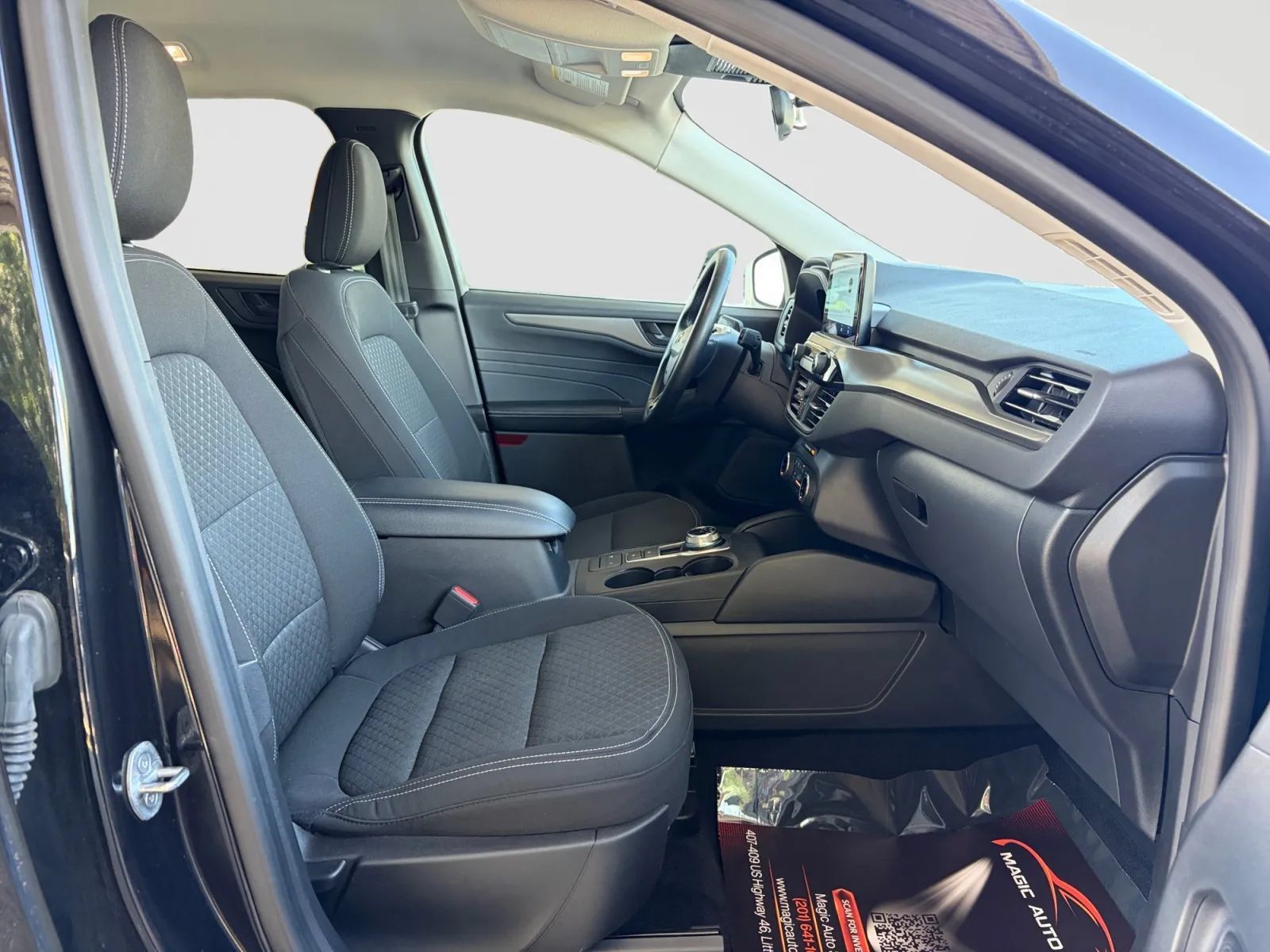 Used 2023 Ford Escape Active AWD/4WD image 20
