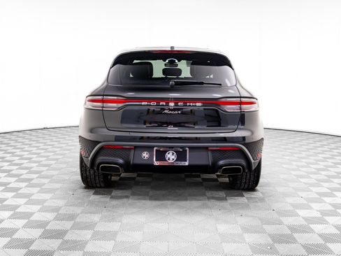 Certified 2026 Porsche Macan AWD/4WD image 10