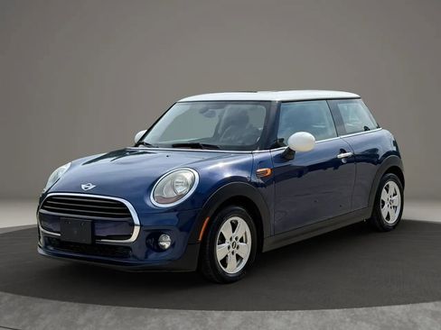 Used 2017 MINI Cooper 2-Door Hardtop FWD image 7