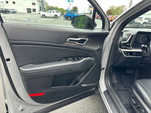 Used 2023 Kia Sportage X-Line w/ X-Line Premium Package AWD/4WD image 15