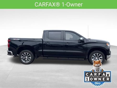 Used 2024 Chevrolet Silverado 1500 LT AWD/4WD image 5