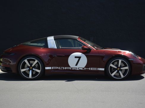 Certified 2021 Porsche 911 AWD/4WD image 8
