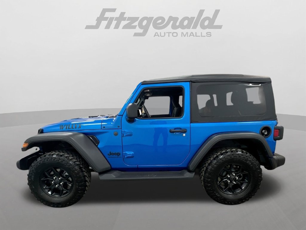 Used 2025 Jeep Wrangler Sport AWD/4WD image 14