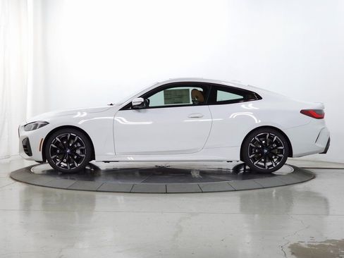 Used 2026 BMW 430i xDrive Coupe w/ M Sport Package image 4
