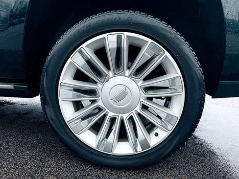 Used 2015 Cadillac Escalade Platinum image 24