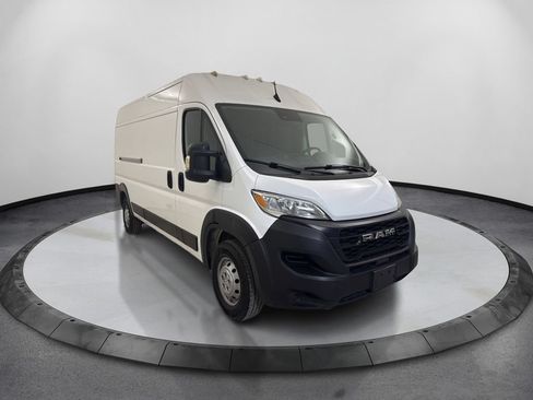 Used 2023 RAM ProMaster 2500 FWD image 3