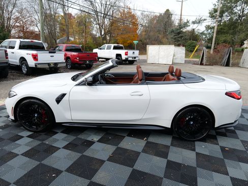 Used 2024 BMW M4 xDrive Competition w/ Executive Package image 8