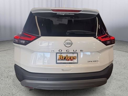 Used 2023 Nissan Rogue SV w/ SV Premium B Package AWD/4WD image 6