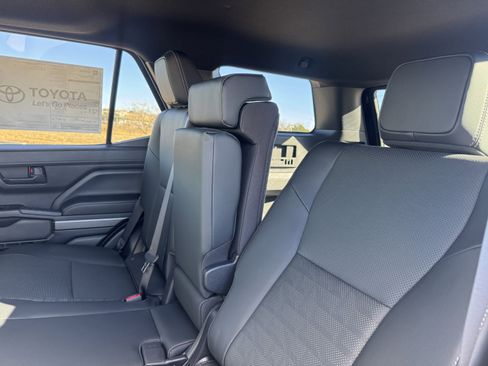 New 2026 Toyota 4Runner TRD Off-Road image 17