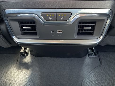 New 2025 GMC Sierra 1500 Denali image 22