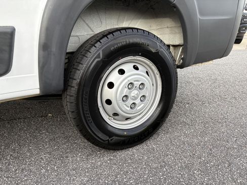 Used 2017 RAM ProMaster 1500 w/ Interior Convenience Group image 8