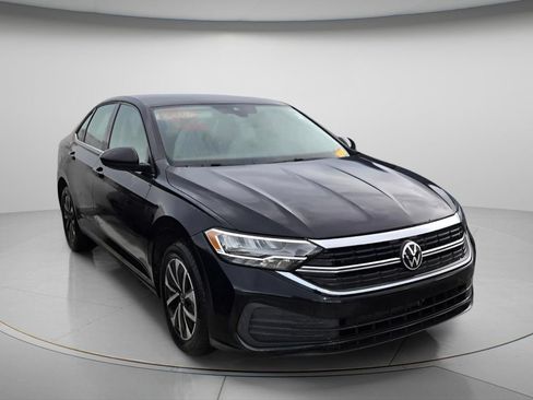 Used 2024 Volkswagen Jetta S FWD image 4