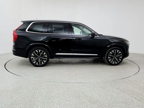 New 2026 Volvo XC90 B5 Plus w/ Protection Package image 4