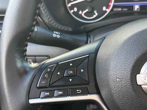 Certified 2024 Nissan Sentra SR FWD image 22