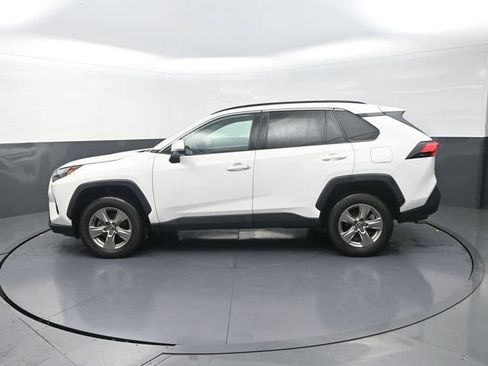 Used 2024 Toyota RAV4 XLE FWD image 4