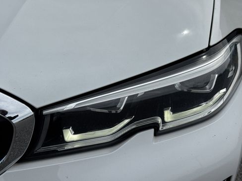 Used 2021 BMW 330i Sedan RWD image 6