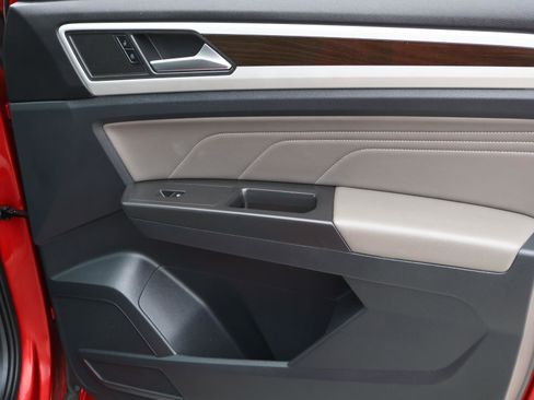 Used 2022 Volkswagen Atlas SE image 17