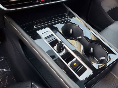 New 2026 Volkswagen Atlas SE image 10