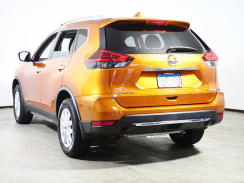 Used 2020 Nissan Rogue SV AWD/4WD image 5