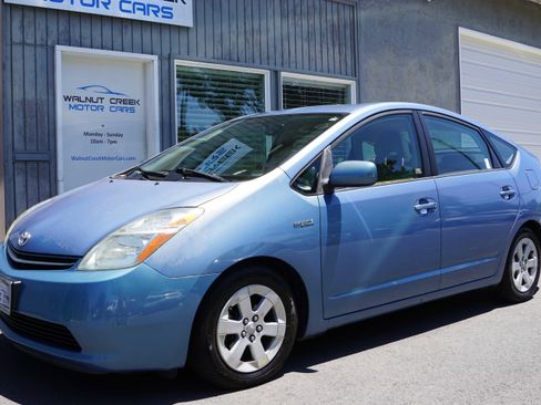 Used 2007 Toyota Prius FWD image 4