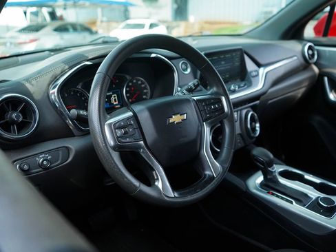 Used 2021 Chevrolet Blazer LT FWD image 6
