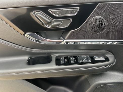 Used 2025 Lincoln Corsair Reserve w/ Towing Package image 43