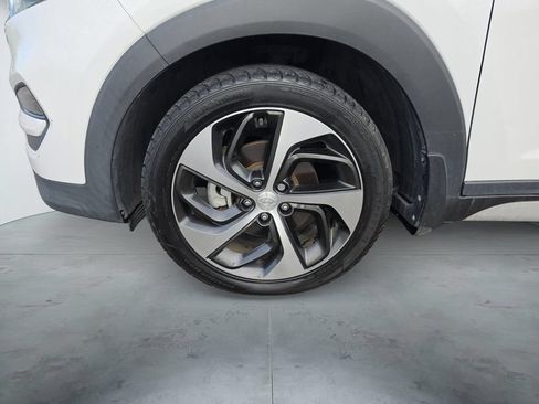 Used 2017 Hyundai Tucson Sport FWD image 14