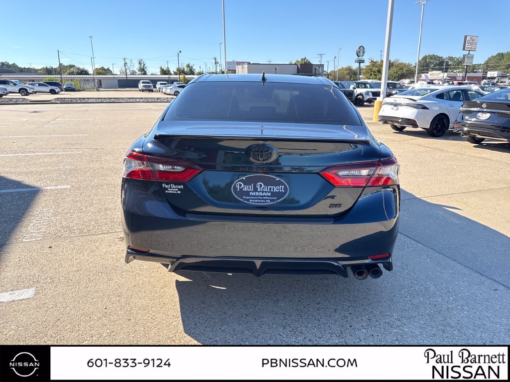 Used 2021 Toyota Camry SE FWD image 15