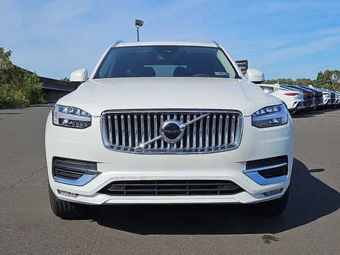 Certified 2024 Volvo XC90 B5 Core w/ Protection Package Premier image 2