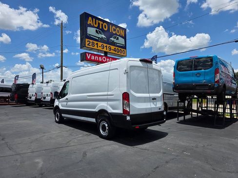 Used 2025 Ford Transit 250 148 Medium Roof RWD image 23