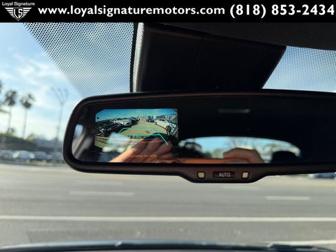 Used 2018 Toyota C-HR XLE image 29