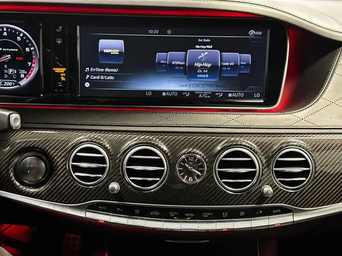 Used 2017 Mercedes-Benz S 63 AMG 4MATIC Sedan image 37
