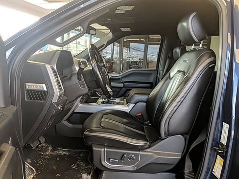 Used 2018 Ford F150 Platinum w/ Equipment Group 701A Luxury image 13