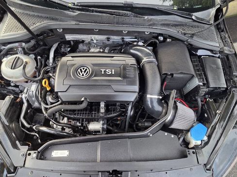 Used 2016 Volkswagen GTI SE w/ Lighting Package (SEL) image 11