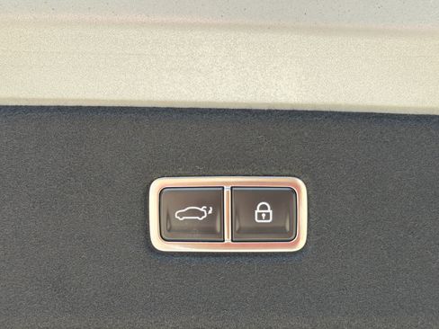 Used 2025 Hyundai Ioniq 6 SEL RWD image 26
