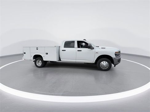New 2026 RAM 3500 Tradesman w/ Chrome Appearance Group image 9